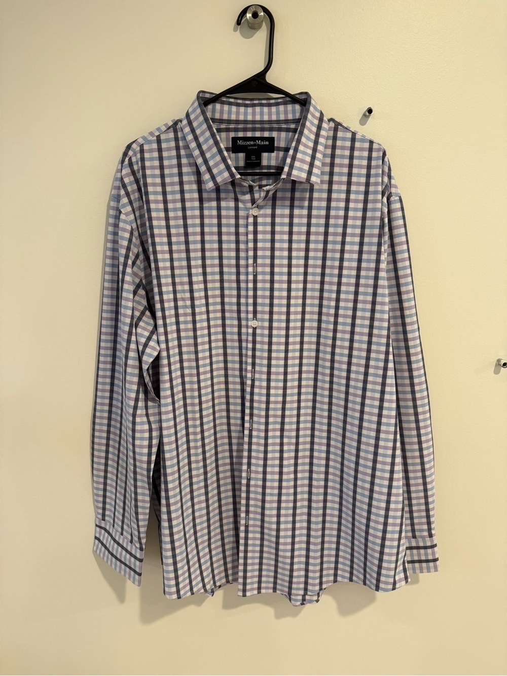 Mizzen+Main White Shirt with Blue and Gray Plaid